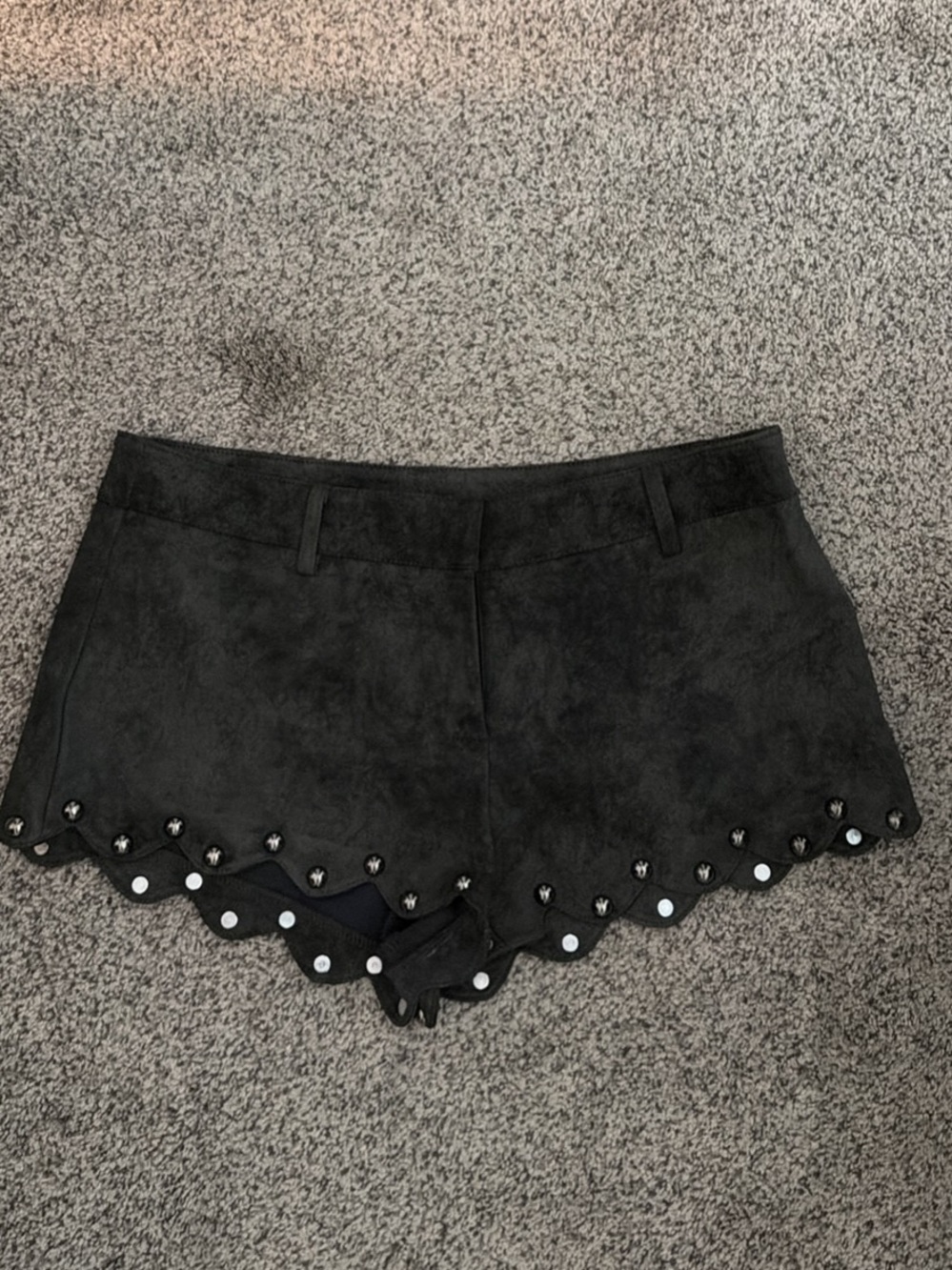 Edikted Suede Short